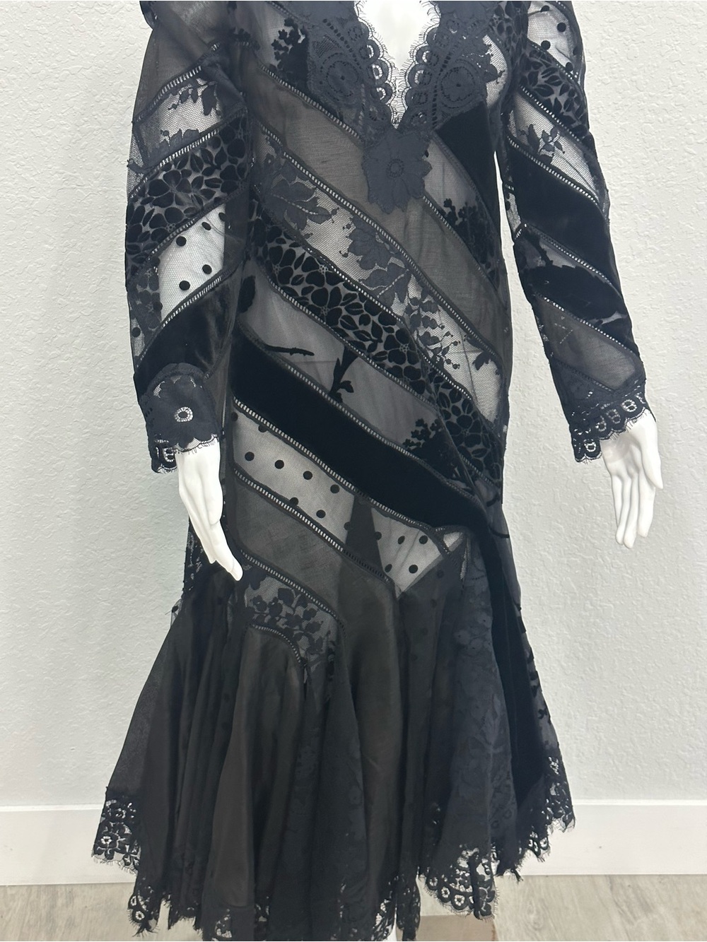 Authentic Zimmermann Lace Print Long Dress size 2 - Picture 11 of 11